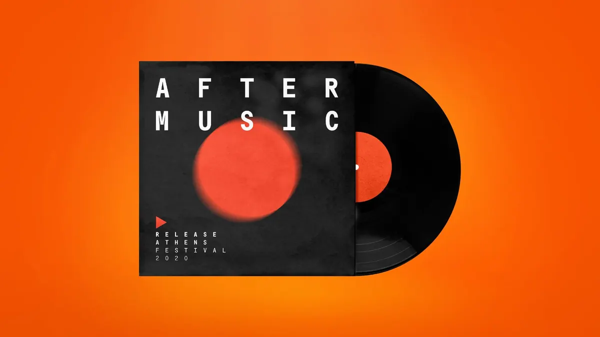 Εξώφυλλο βινυλίου After Music με θολό κόκκινο κύκλο